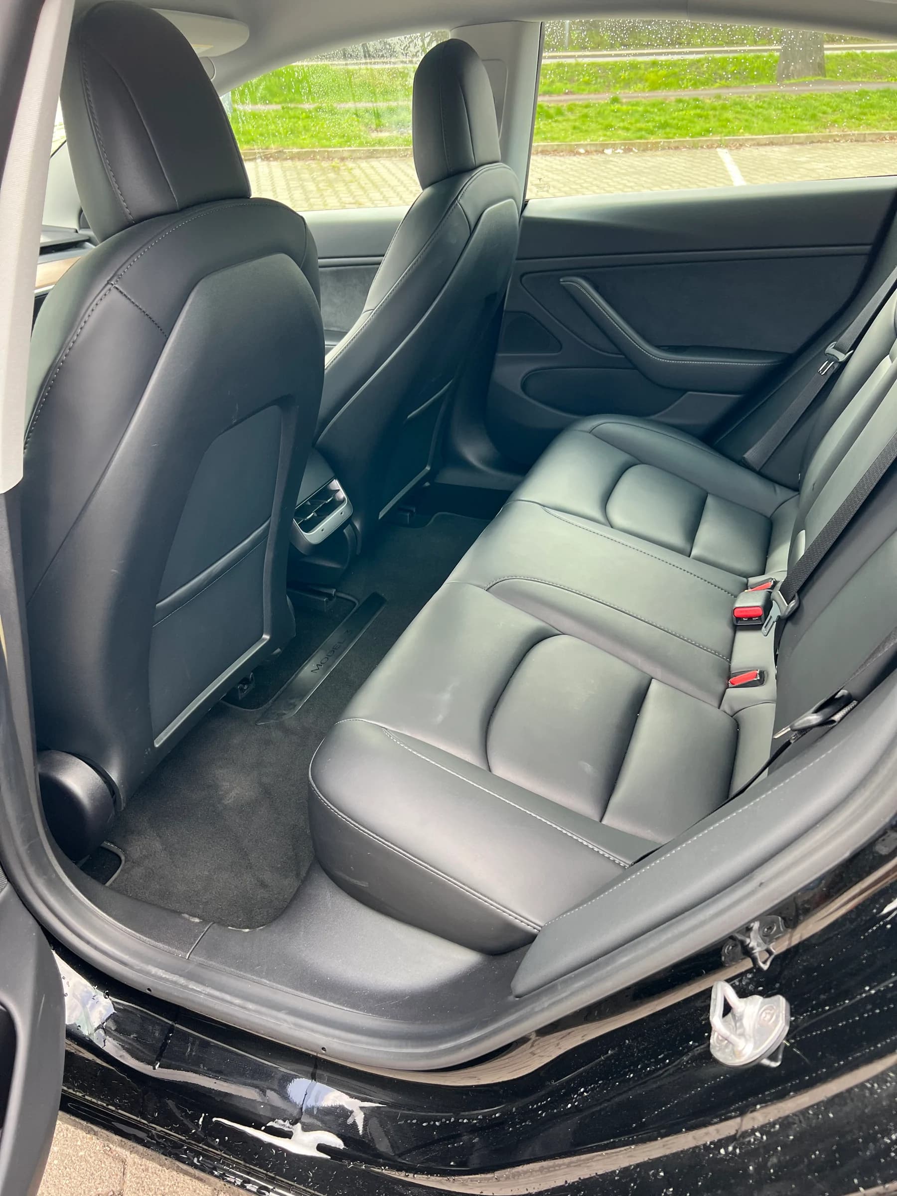 Tesla Model 3 Performance — 3
