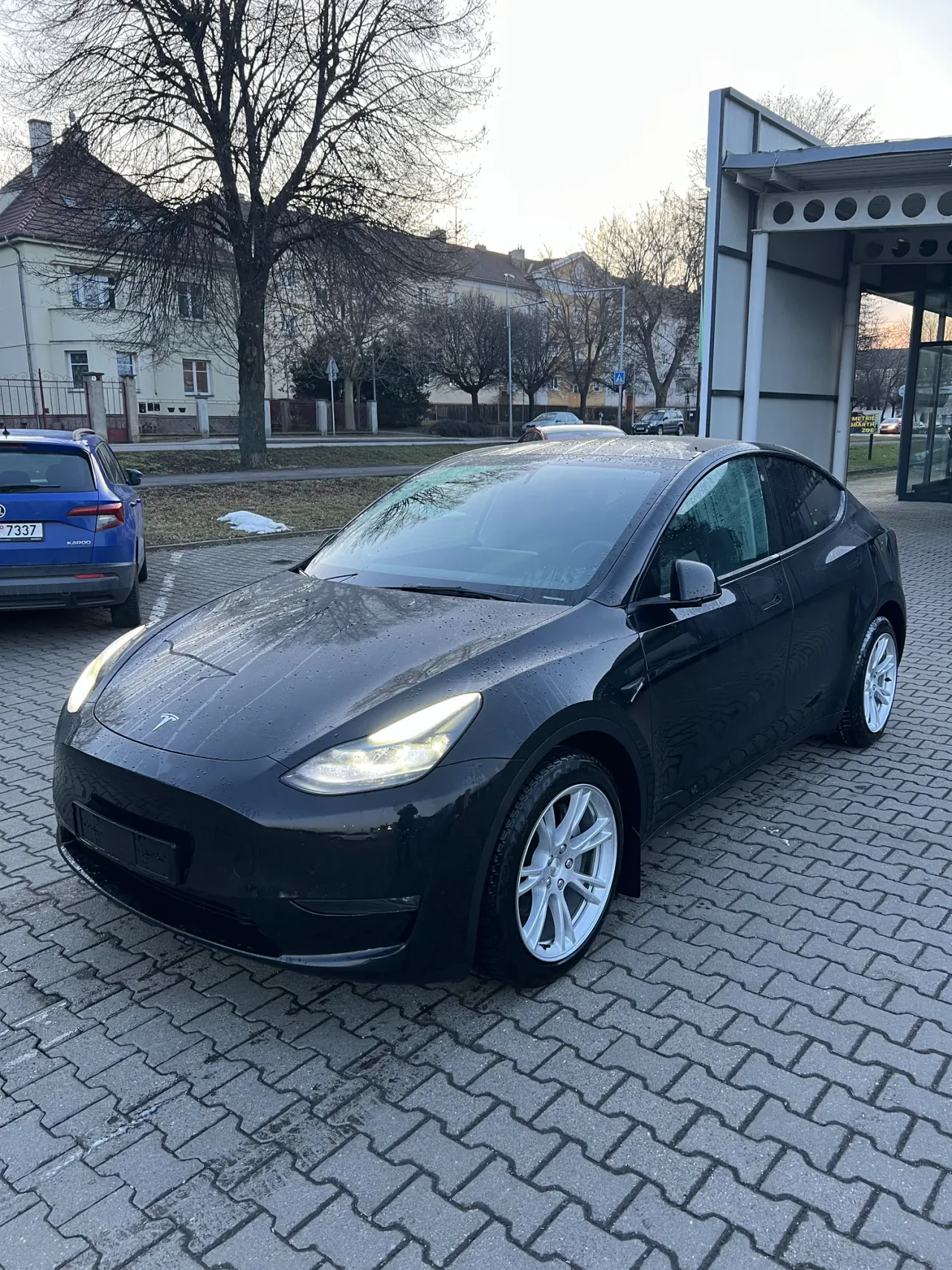 Tesla Model Y Long Range